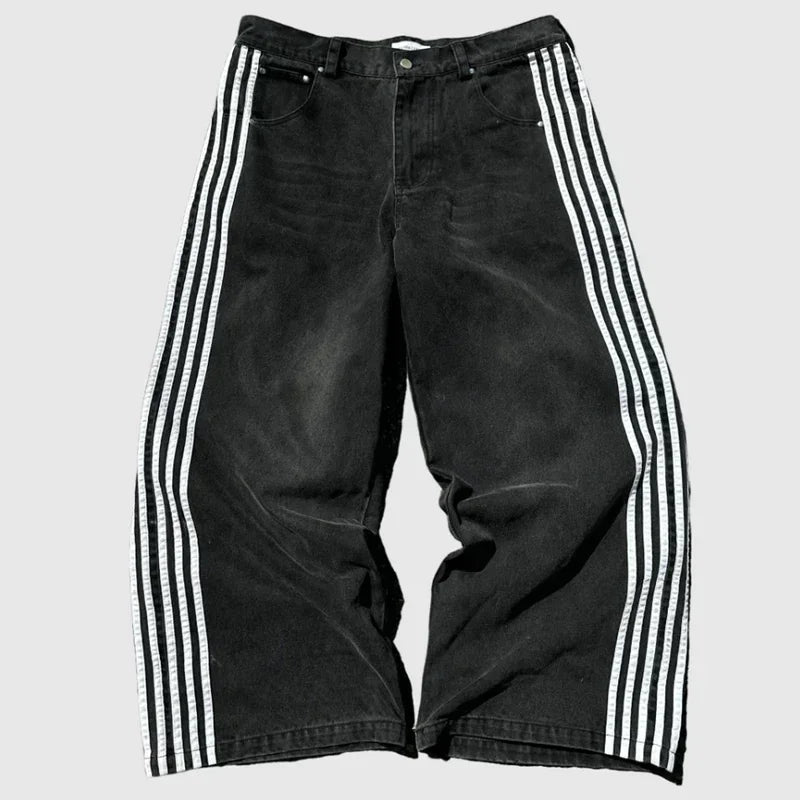 5 Stripped Jeans