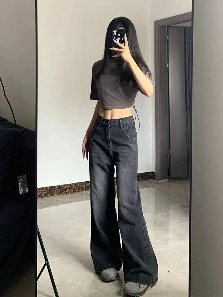Loose Straight Jeans