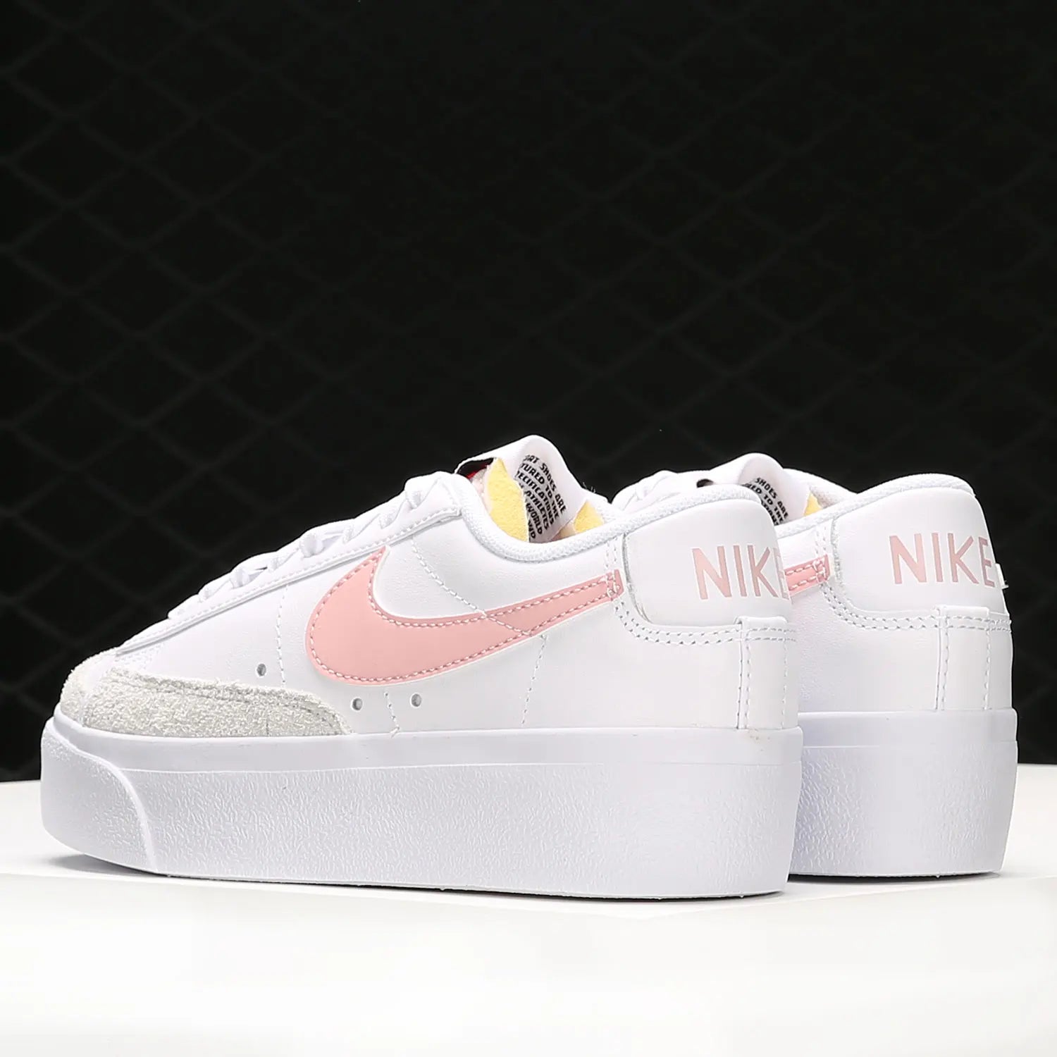 Nike Women's Blazer Low-Top