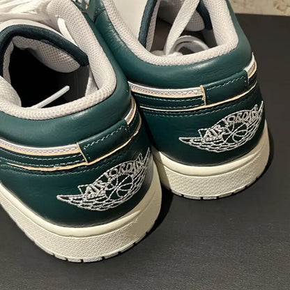 Nike Air Jordan 1 LOW SE